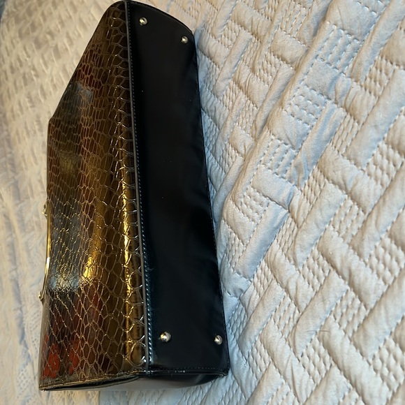 20) Princess Florence Purse - Picture 3 of 12